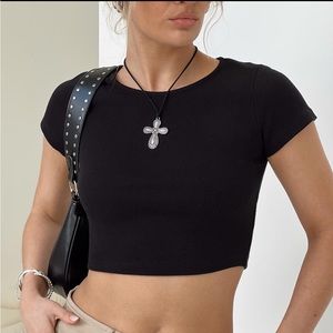Classic Crop Tee Black